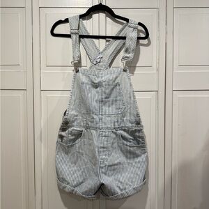 EE:some pinstriped shorts overalls size med EUC